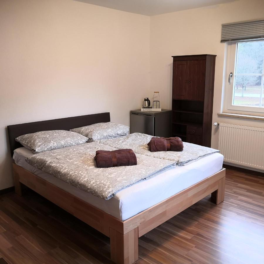 Ferienhaus Am Bach Mit Grossem Garten Deuerling Екстериор снимка