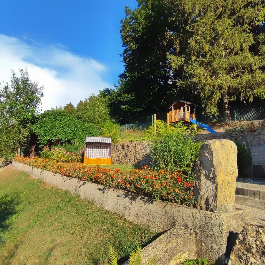 Ferienhaus Am Bach Mit Grossem Garten Deuerling Екстериор снимка